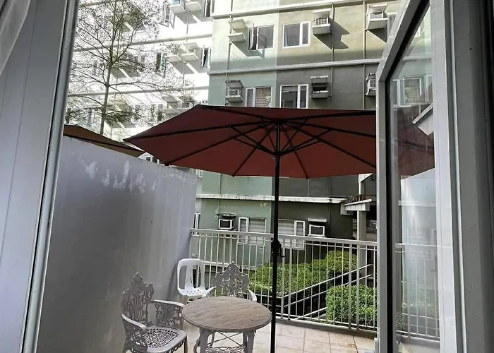 Bed & Breakfast Tukshotel Manila